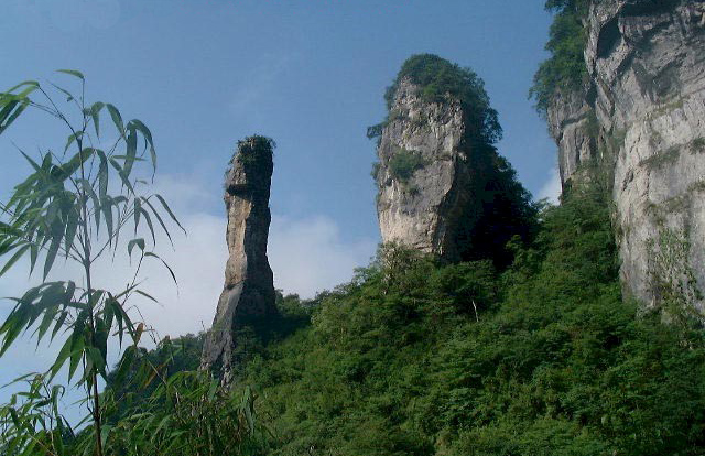 厦门、鼓浪屿、永定土楼、集美双飞四日游（热卖）